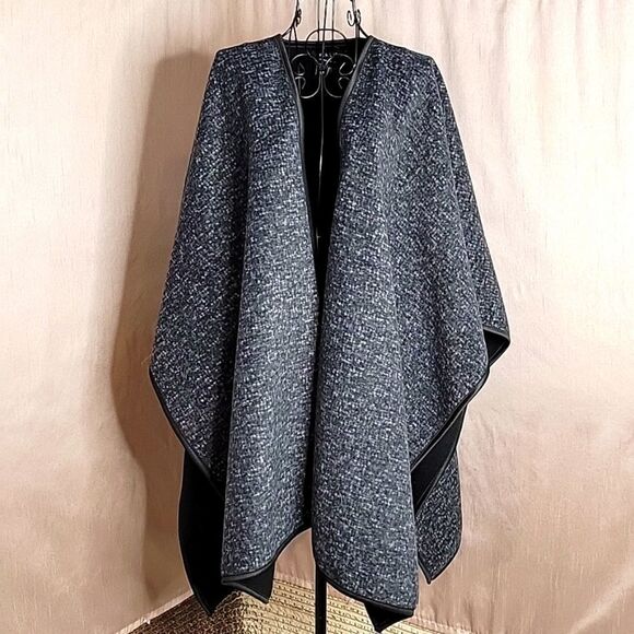 IKE BEHAR Gray Marled Cape One Size - Picture 1 of 5
